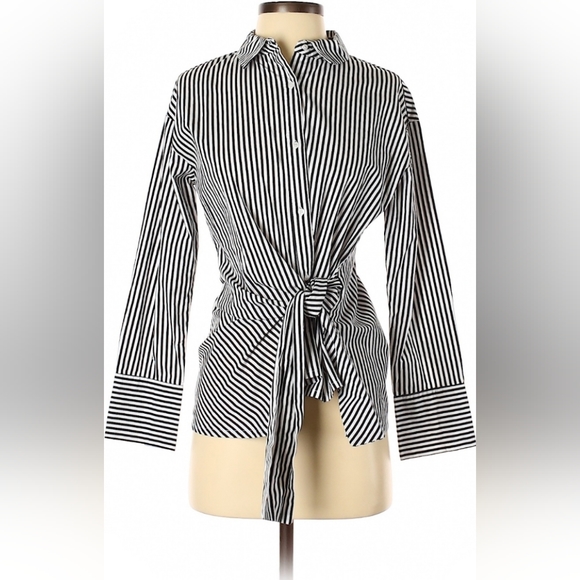Kensie Tops - NWOT Kensie Striped Shirt